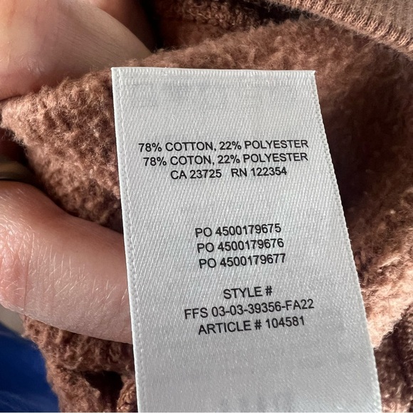 Aritzia TNA Sweatfleece 1/4 Zip Crop Sweatshirt Brown Size L - Picture 4 of 4